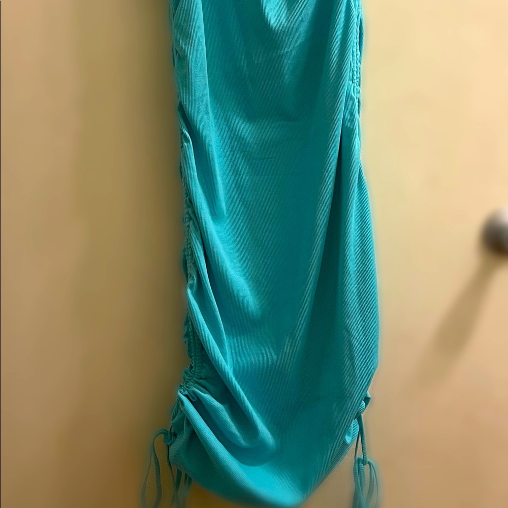 NWOT RIBBED RUCHED DRESS - Picture 2 of 4